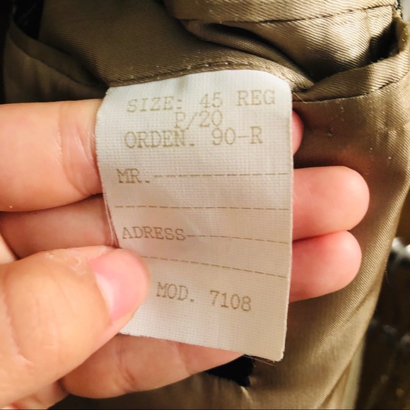 Men’s Brooks Brothers Checkered Beige Blazer - Picture 8 of 8